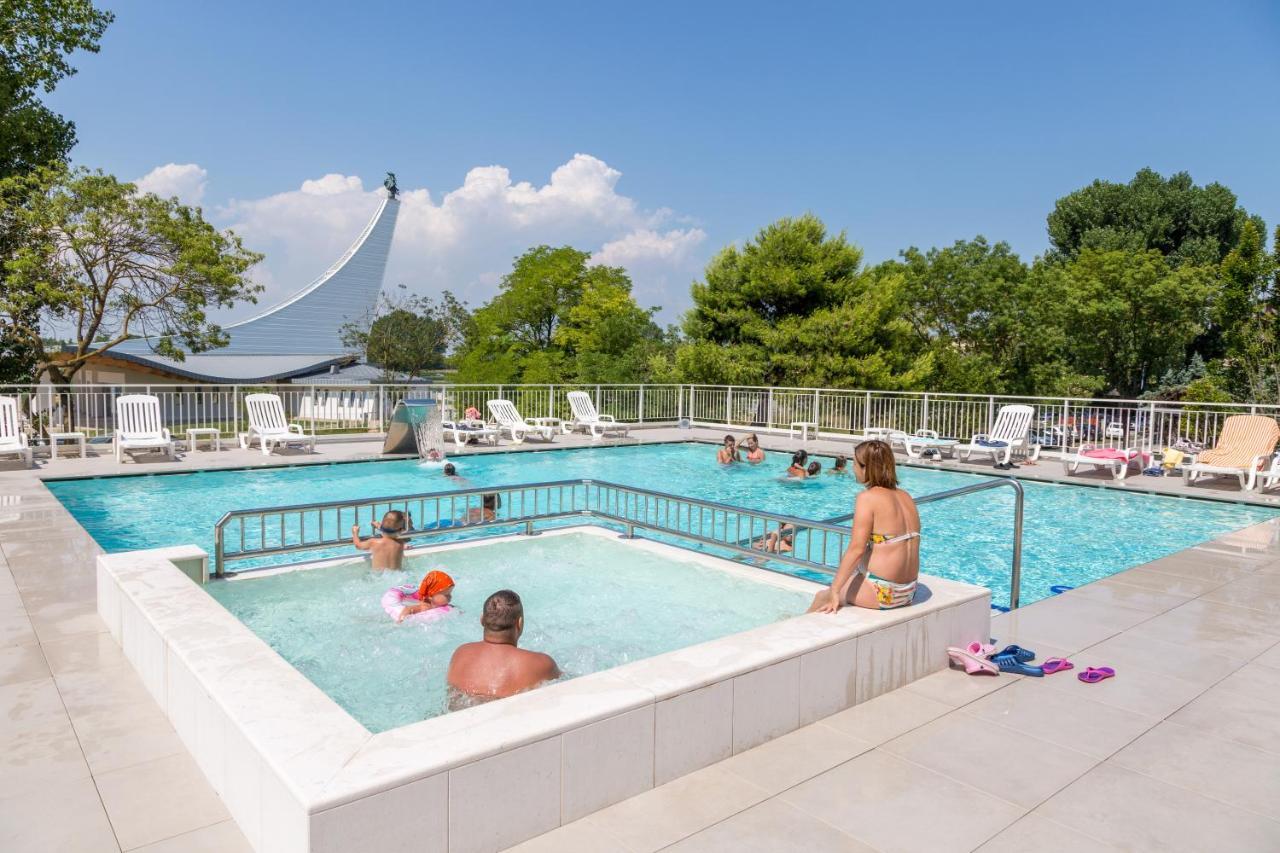 Hotel Alla Rotonda Lido di Jesolo Esterno foto